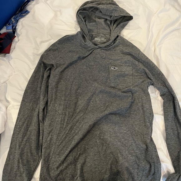 Vineyard Vines Lightweight Hoodie - Picture 1 of 2